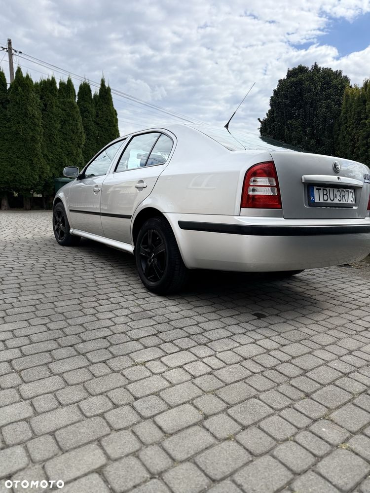 Skoda Octavia - 2