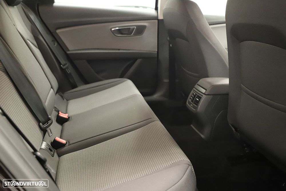 SEAT Leon ST 1.6 TDI Reference S/S - 18