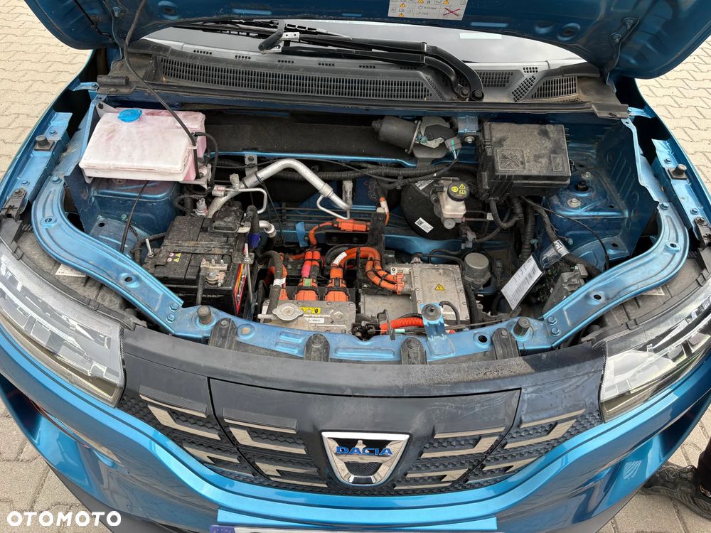 Dacia Spring - 15