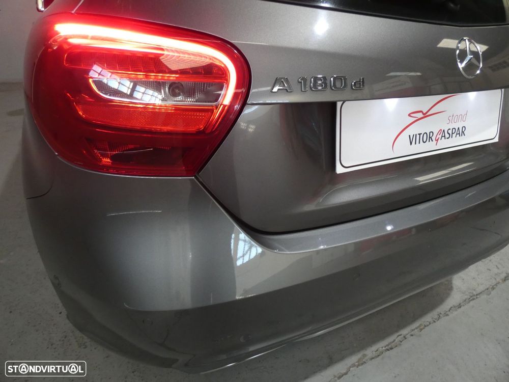 Mercedes-Benz A 180 d Urban - 15