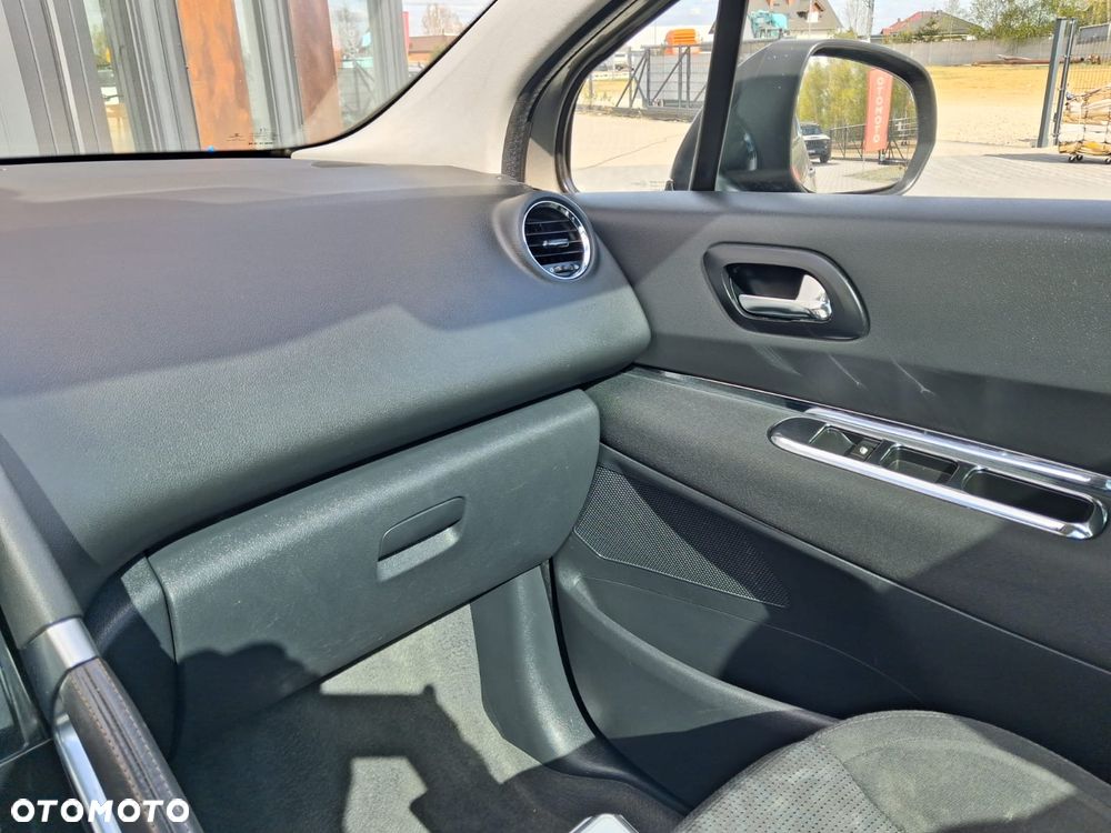 Peugeot 3008 1.6 HDi Premium - 20