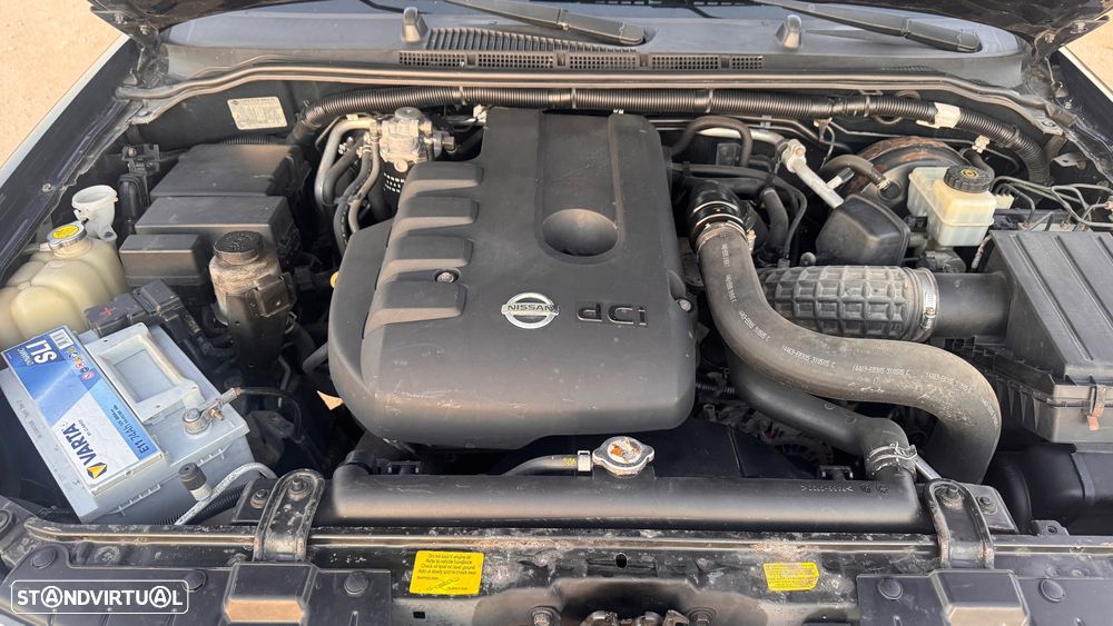 Nissan Navara 2.5 dCi CD LE IT - 8