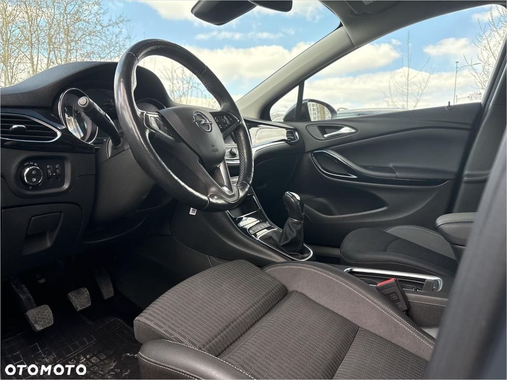 Opel Astra 1.5 CDTI Business Elegance S&S - 10