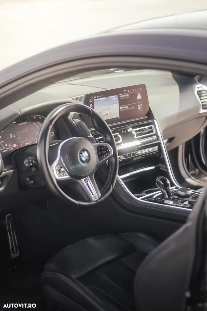 BMW M8 M850i xDrive AT - 16