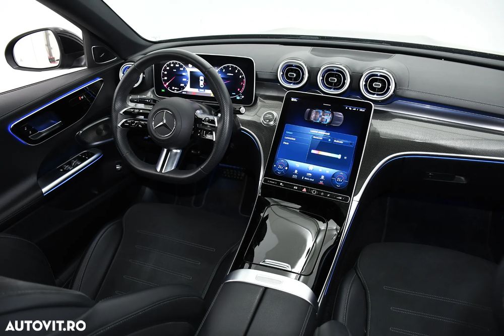 Mercedes-Benz C 300 9G-TRONIC AMG Line - 4