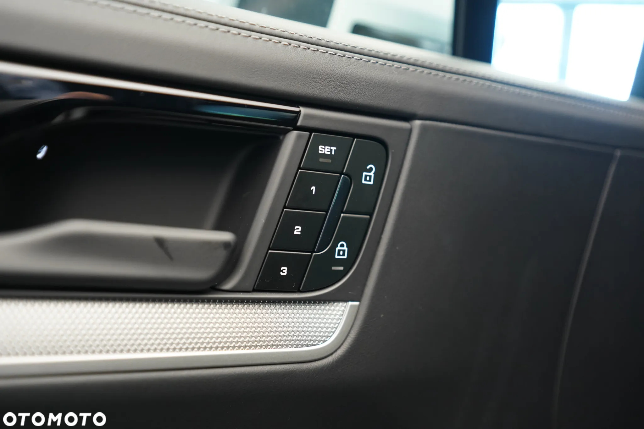 Porsche Cayenne E-Hybrid - 25