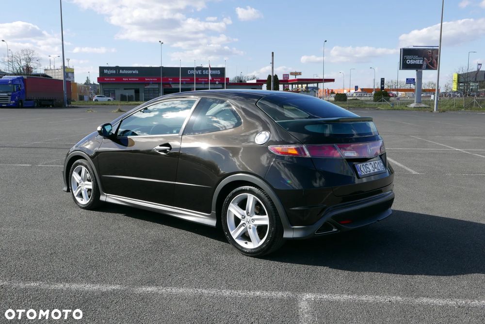 Honda Civic 1.8 TypeS - 8