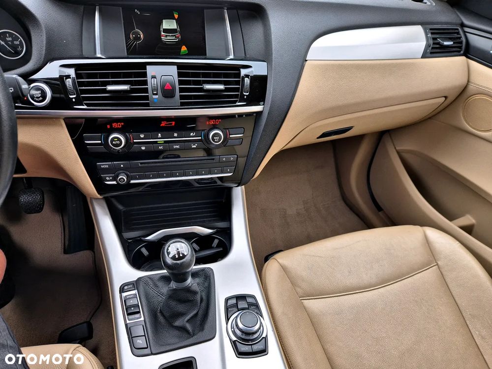 BMW X3 18d sDrive - 22