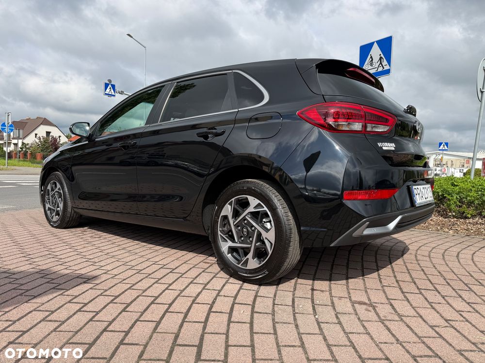 Hyundai i30 1.5 T-GDI 48V-Hybrid Advantage - 28