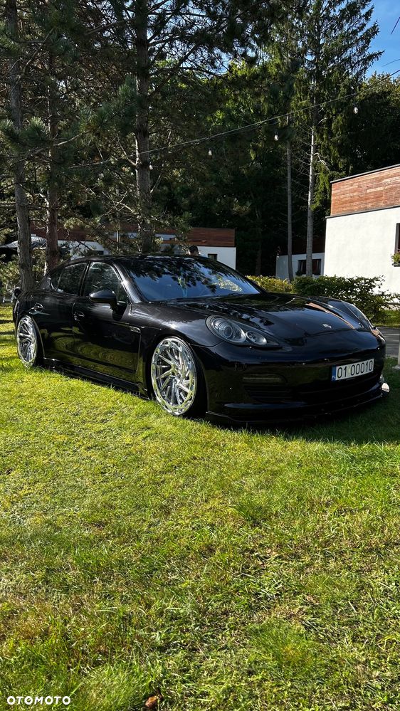 Porsche Panamera 4S - 17