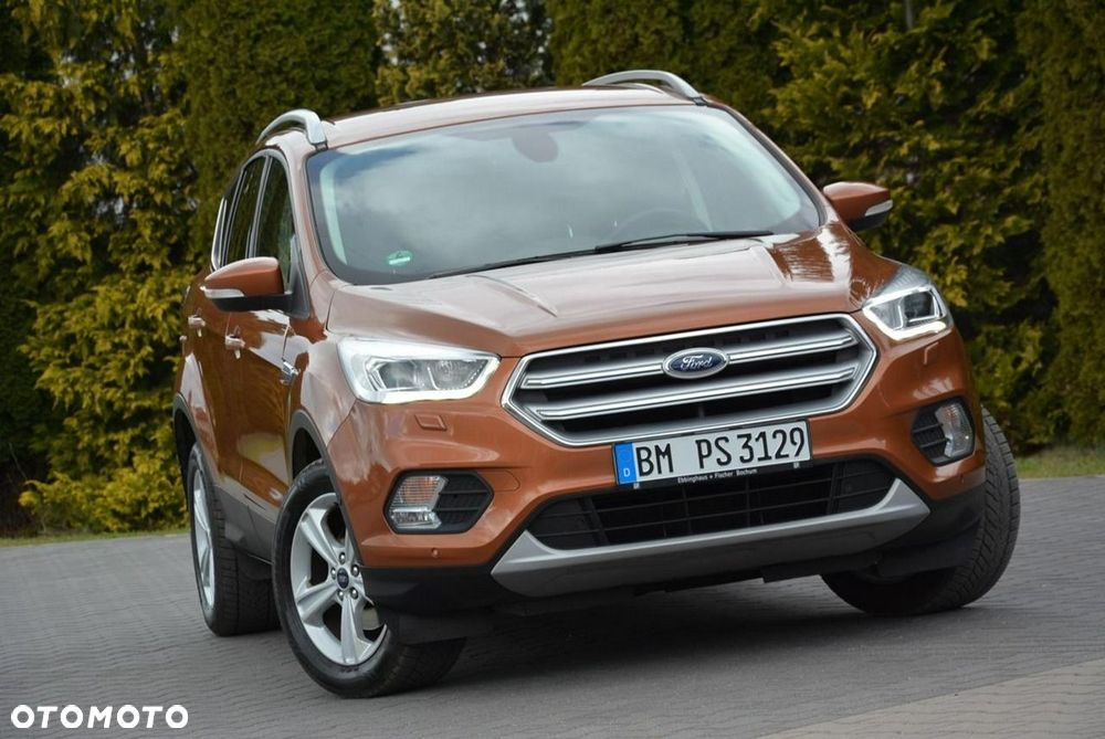 Ford Kuga 1.5 EcoBoost 2x4 Titanium - 8