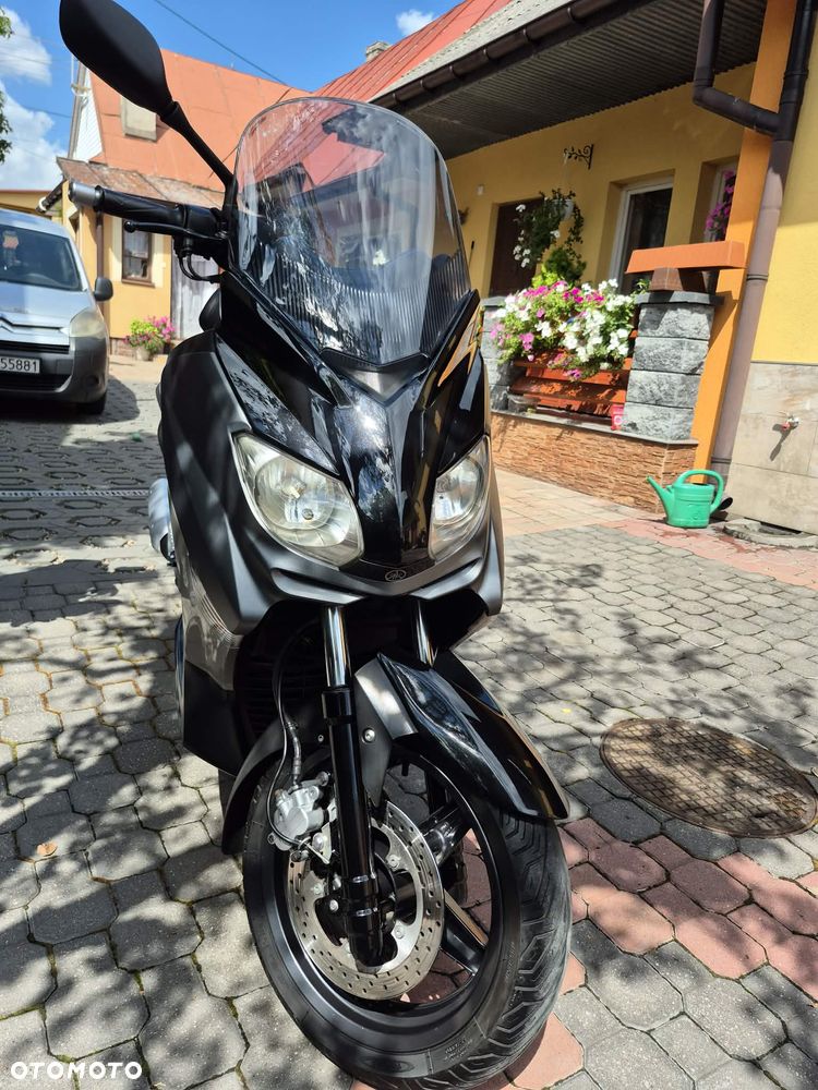Yamaha X-max - 1