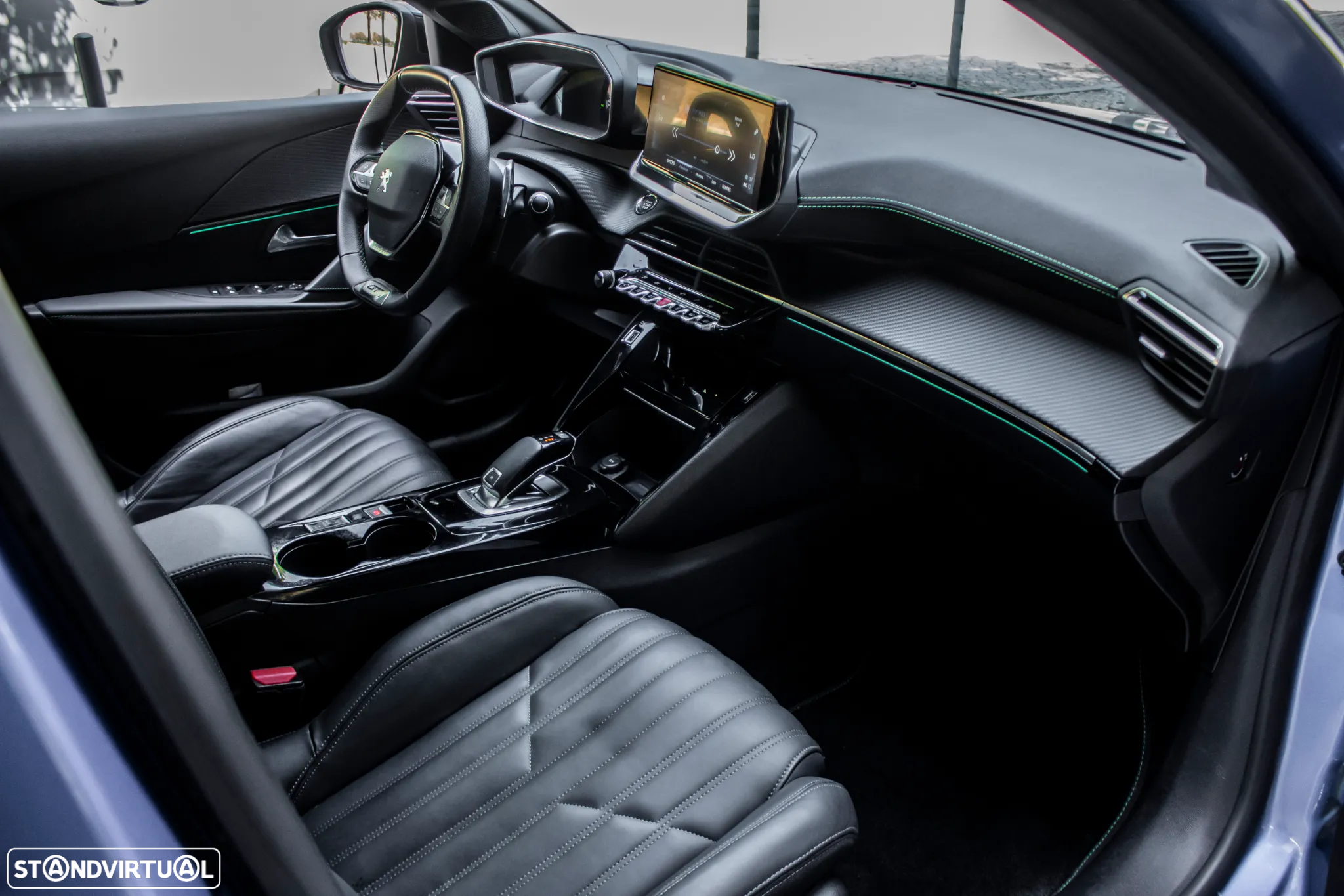 Peugeot 208 1.2 PureTech GT EAT8 - 26