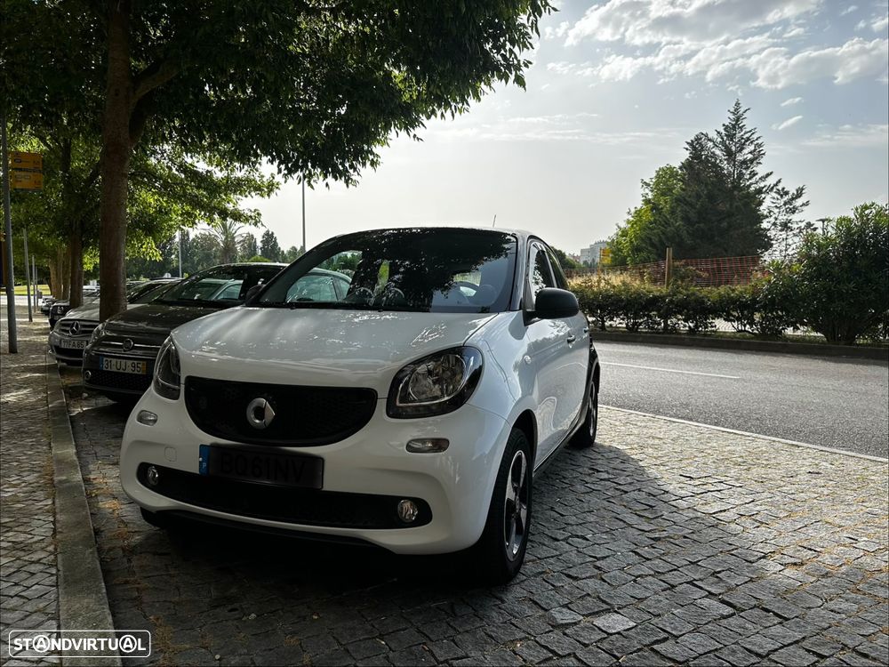 Smart ForFour EQ - 3