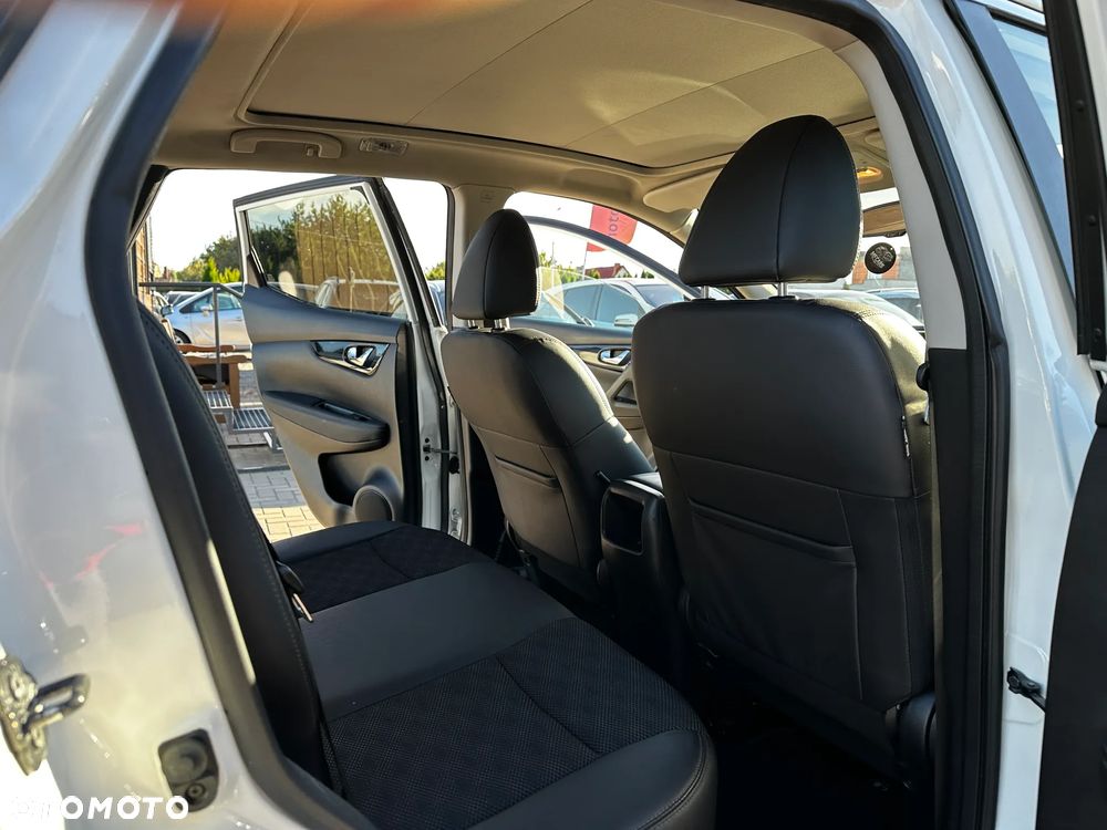 Nissan Qashqai - 24