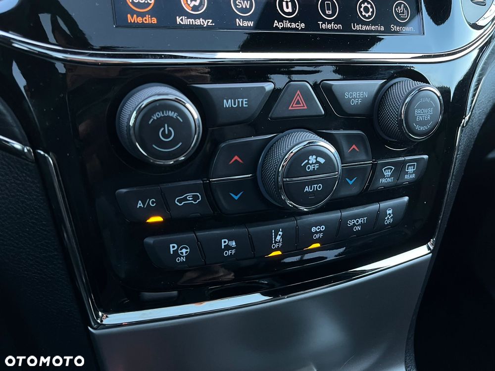 Jeep Grand Cherokee 5.7 V8 HEMI 4WD Automatik Overland - 21