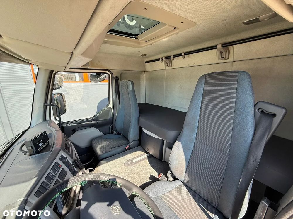 Volvo FL FE 18.290 / E5 / chłodnia 19 Epal / kabina sypialna / świeżo z Niemiec ! - 31