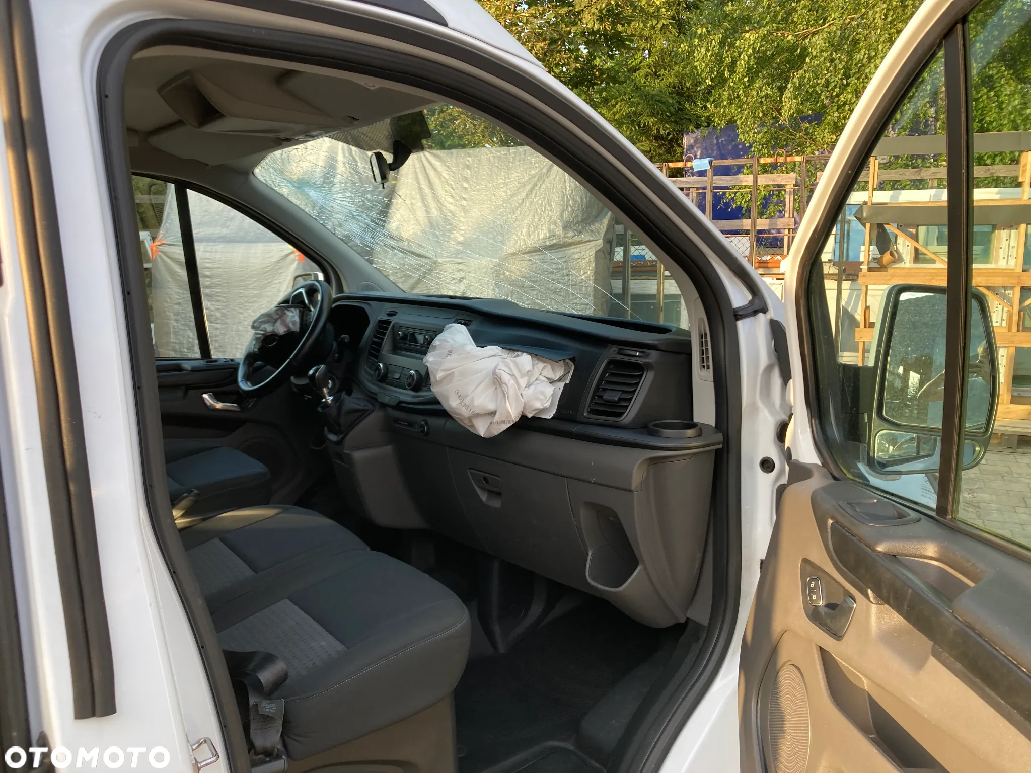Ford Transit Custom L2H2 - 24