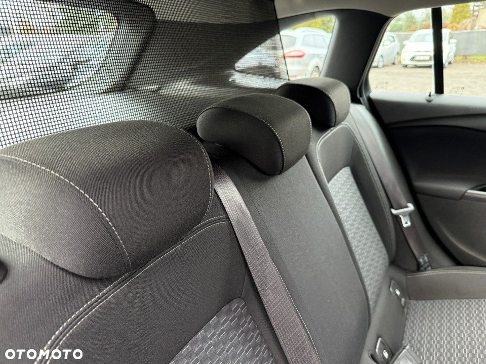 Opel Astra 1.4 Turbo Start/Stop Innovation - 35