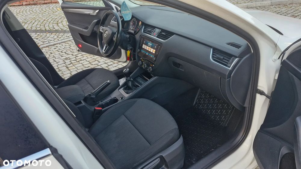 Skoda Octavia - 12