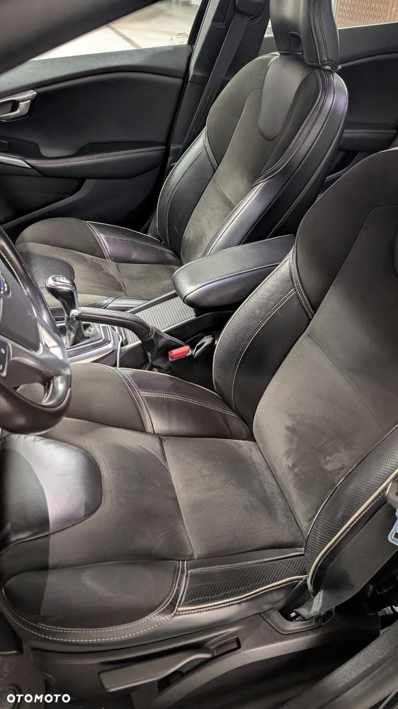 Volvo V40 D2 Drive-E R-Design Kinetic - 10