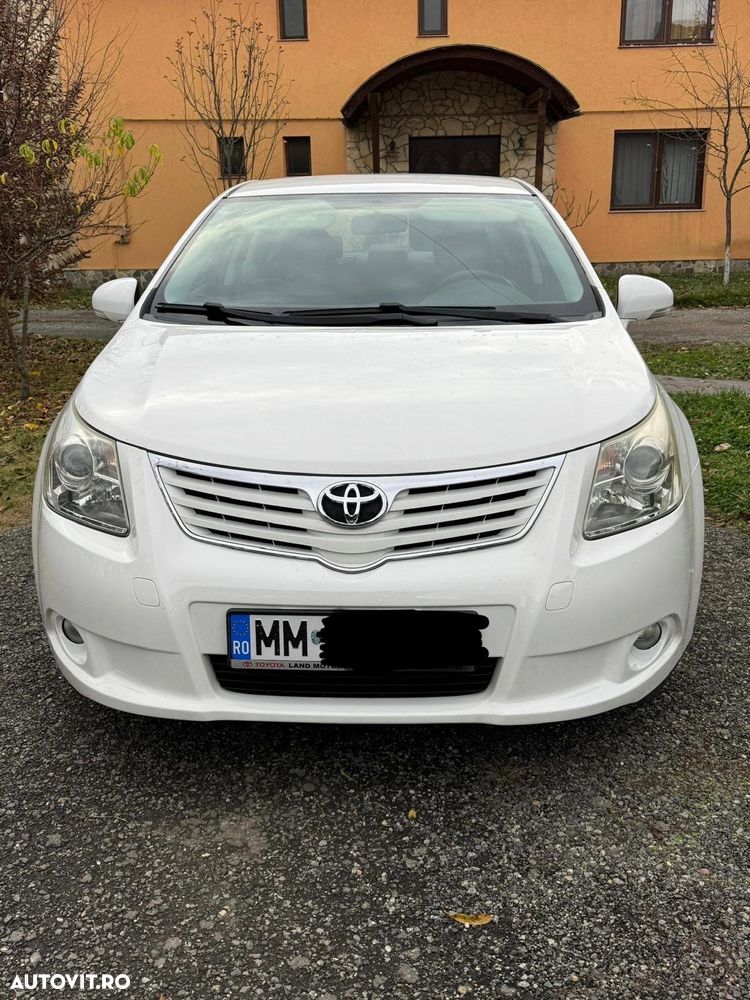 Toyota Avensis 2.0 D-4D Executive - 1