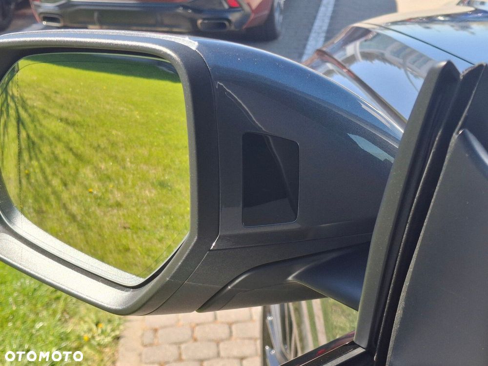 Audi Q8 - 25