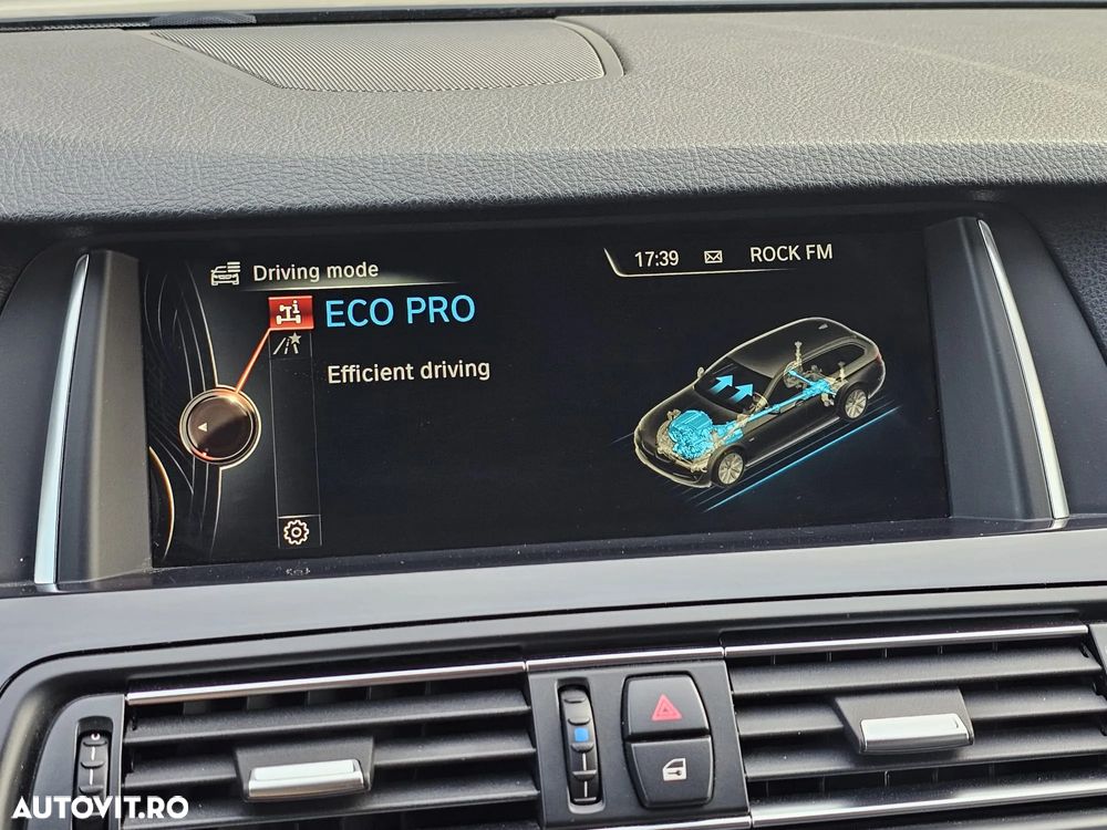 BMW Seria 5 520d AT - 32