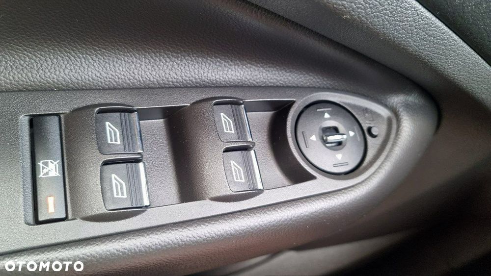 Ford Kuga - 16
