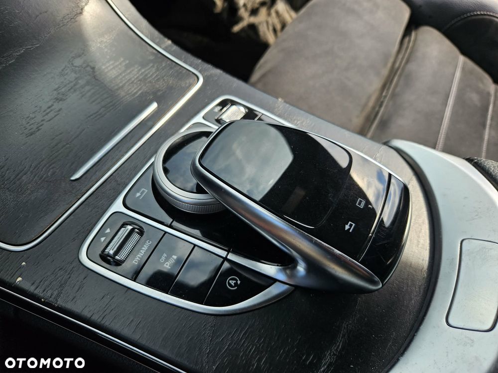 Mercedes-Benz Klasa C 220 d 9G-TRONIC AMG Line - 15