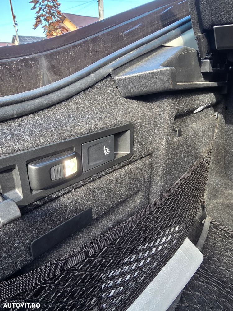 Skoda Superb 2.0 TDI 4x4 DSG L&K - 29