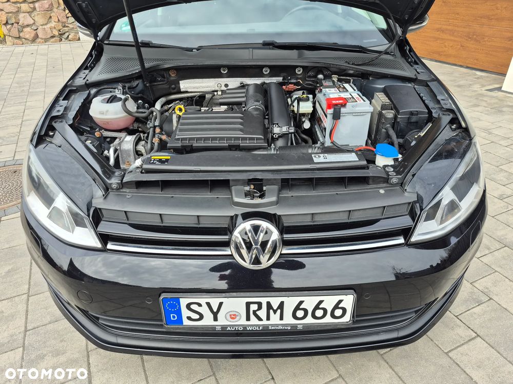 Volkswagen Golf - 40