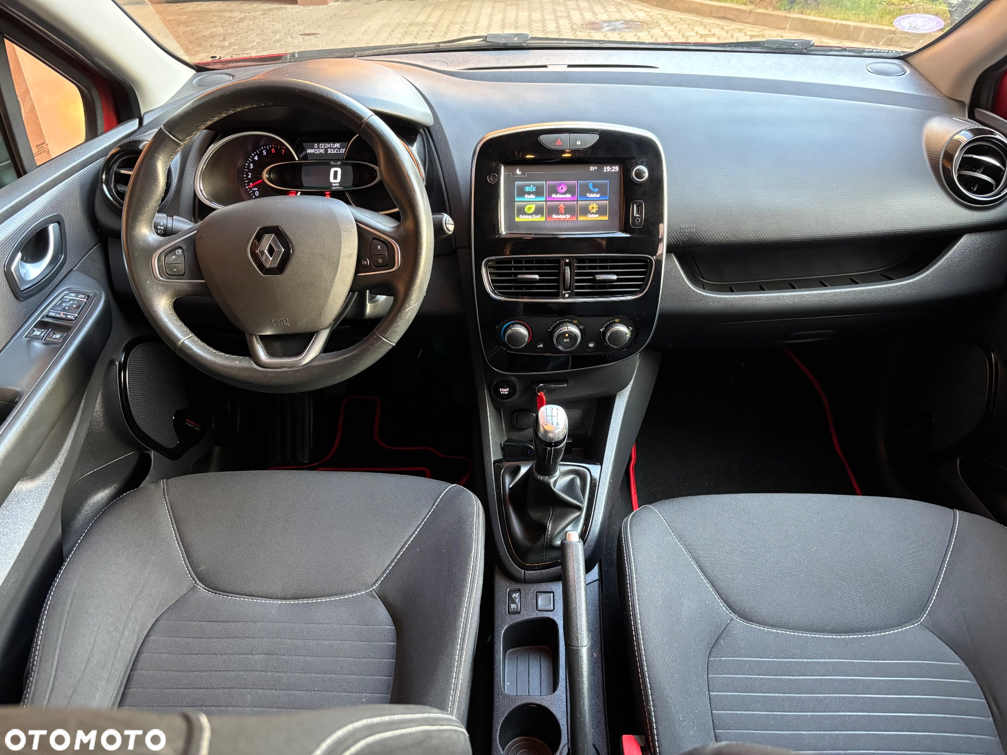 Renault Clio TCe 90 BUSINESS EDITION - 4