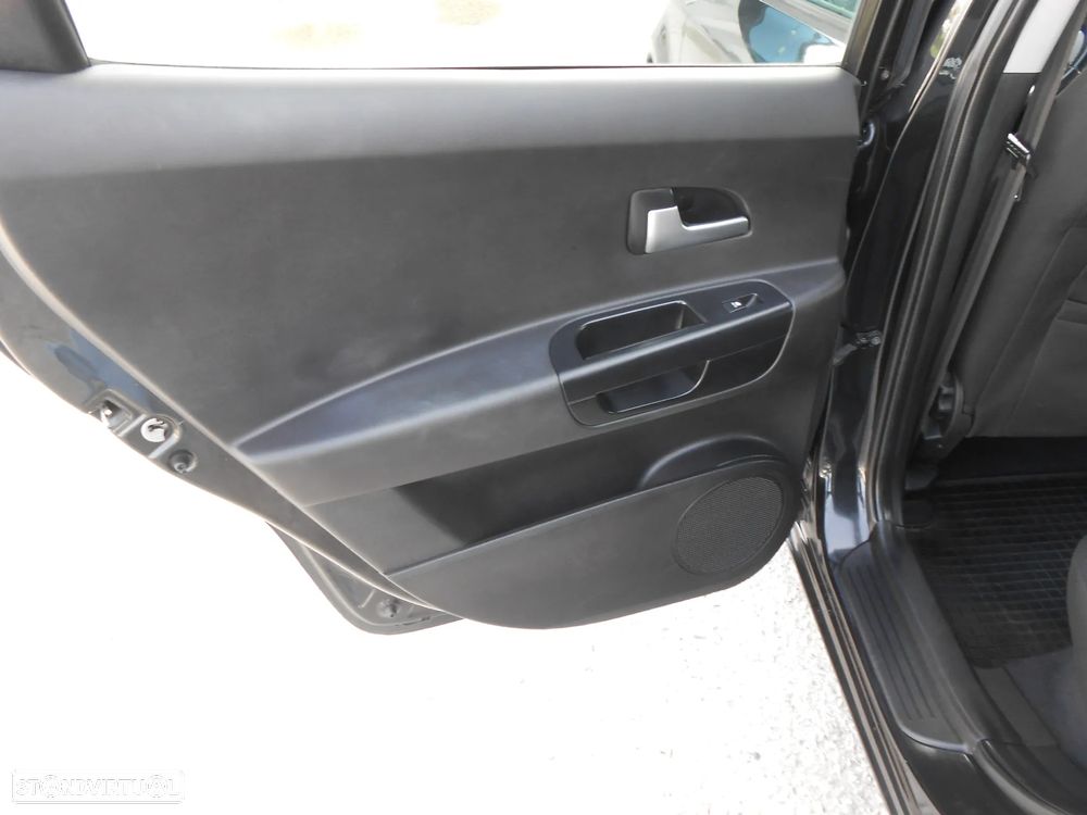 Kia Ceed SW 1.4 CVVT LX - 17