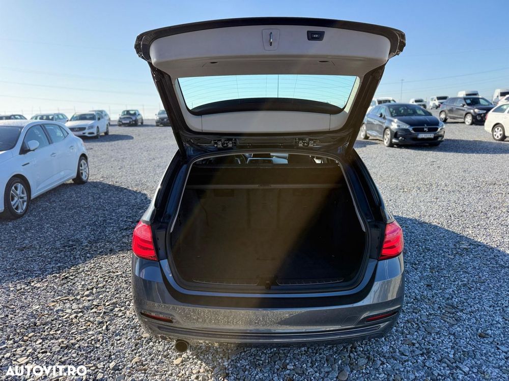 BMW Seria 3 318d Touring Aut. Sport Line - 17