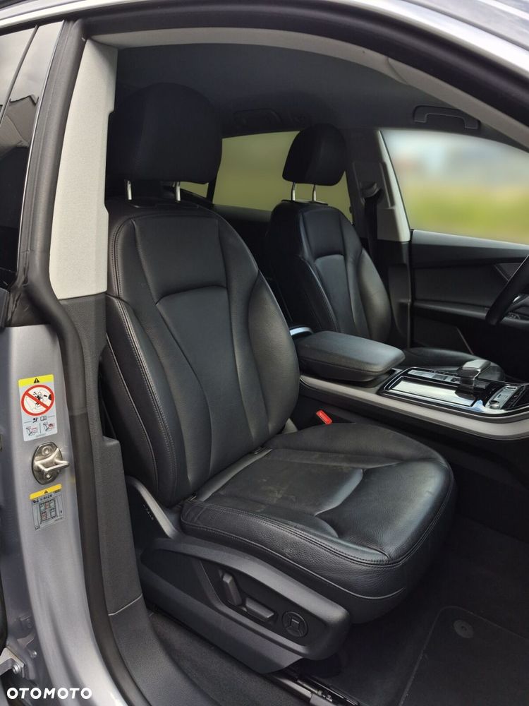 Audi Q8 - 10