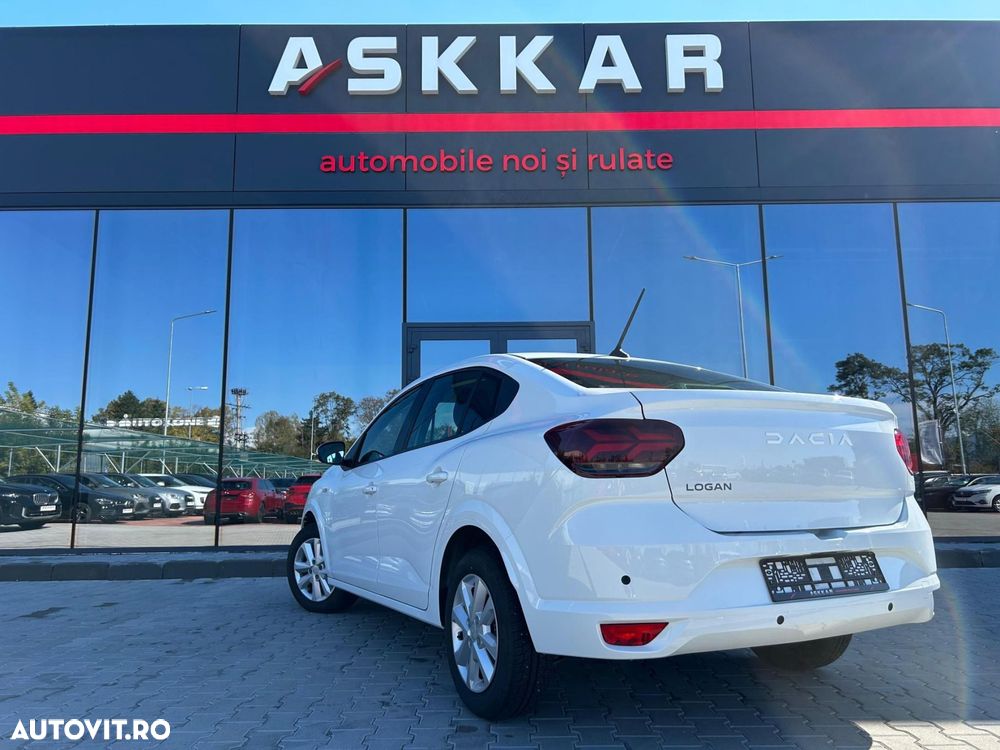 Dacia Logan TCe 90 MT6 Comfort - 8