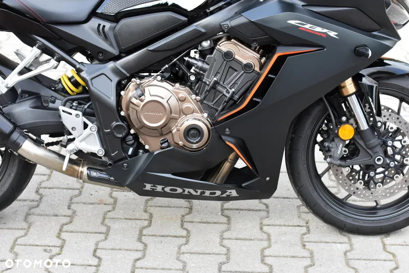 Honda CBR - 8