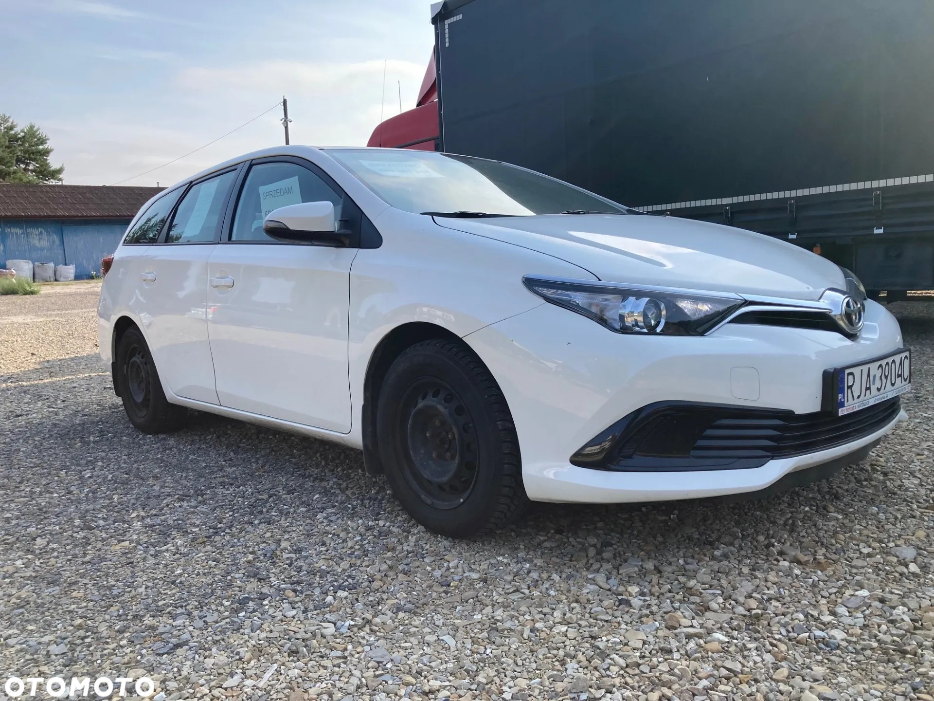 Toyota Auris 1.6 Active - 2