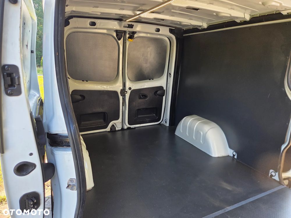 Renault Trafic long długi - 21