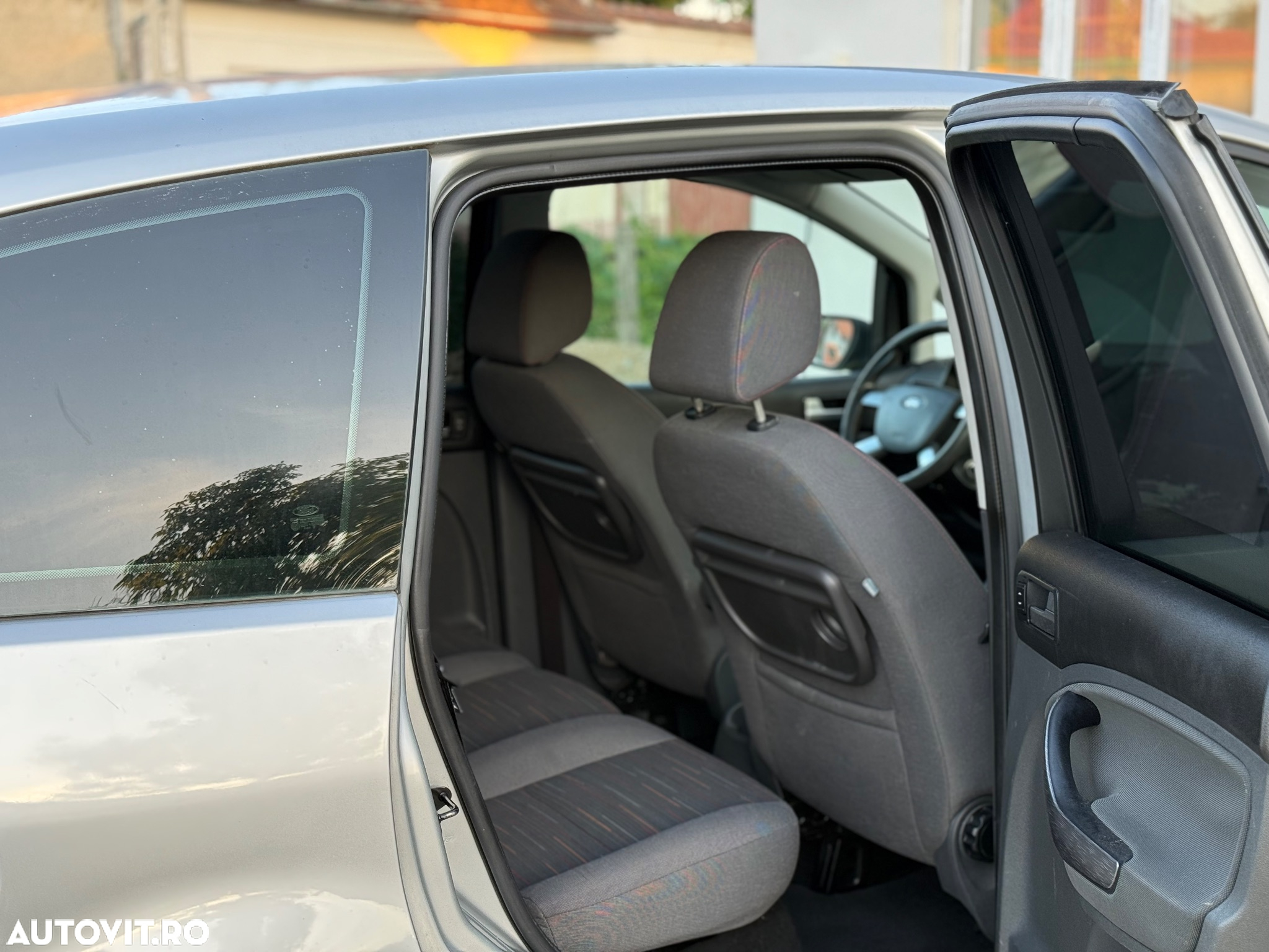 Ford C-Max 2.0 TDCi Titanium - 9