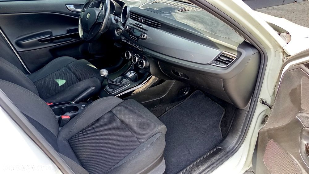 Alfa Romeo Giulietta 1.4 TB Progression - 23