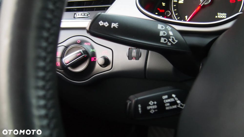 Audi A4 Avant 2.0 TDI DPF Ambiente - 7