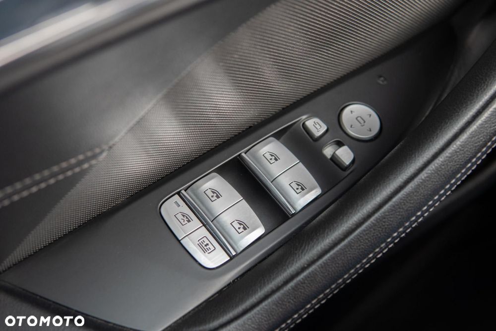 BMW Seria 8 M850i xDrive - 30