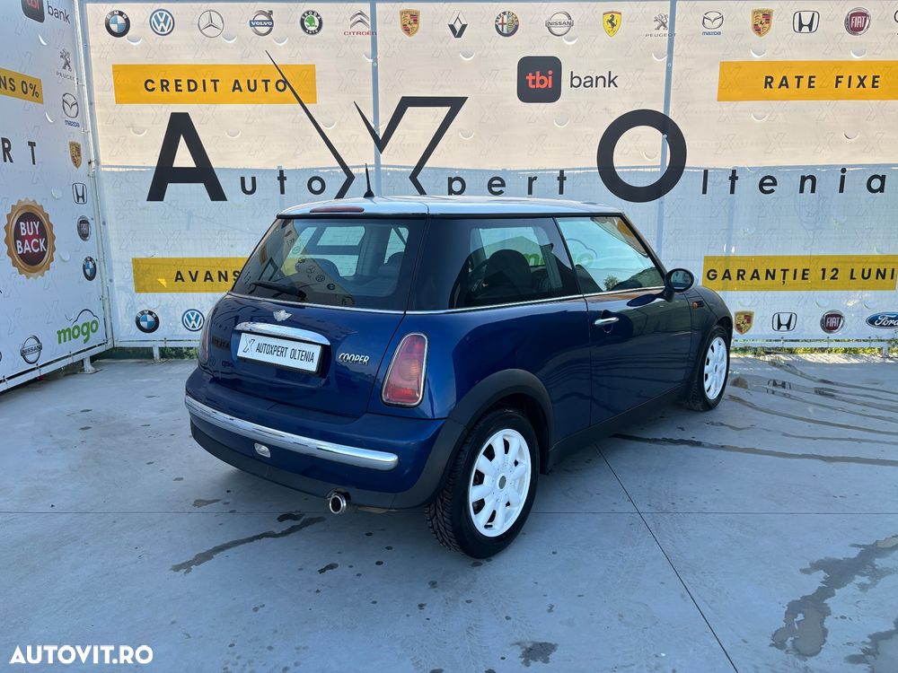 Mini Cooper Standard - 6