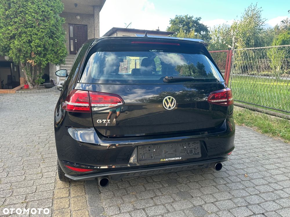 Volkswagen Golf GTI BlueMotion Technology - 12