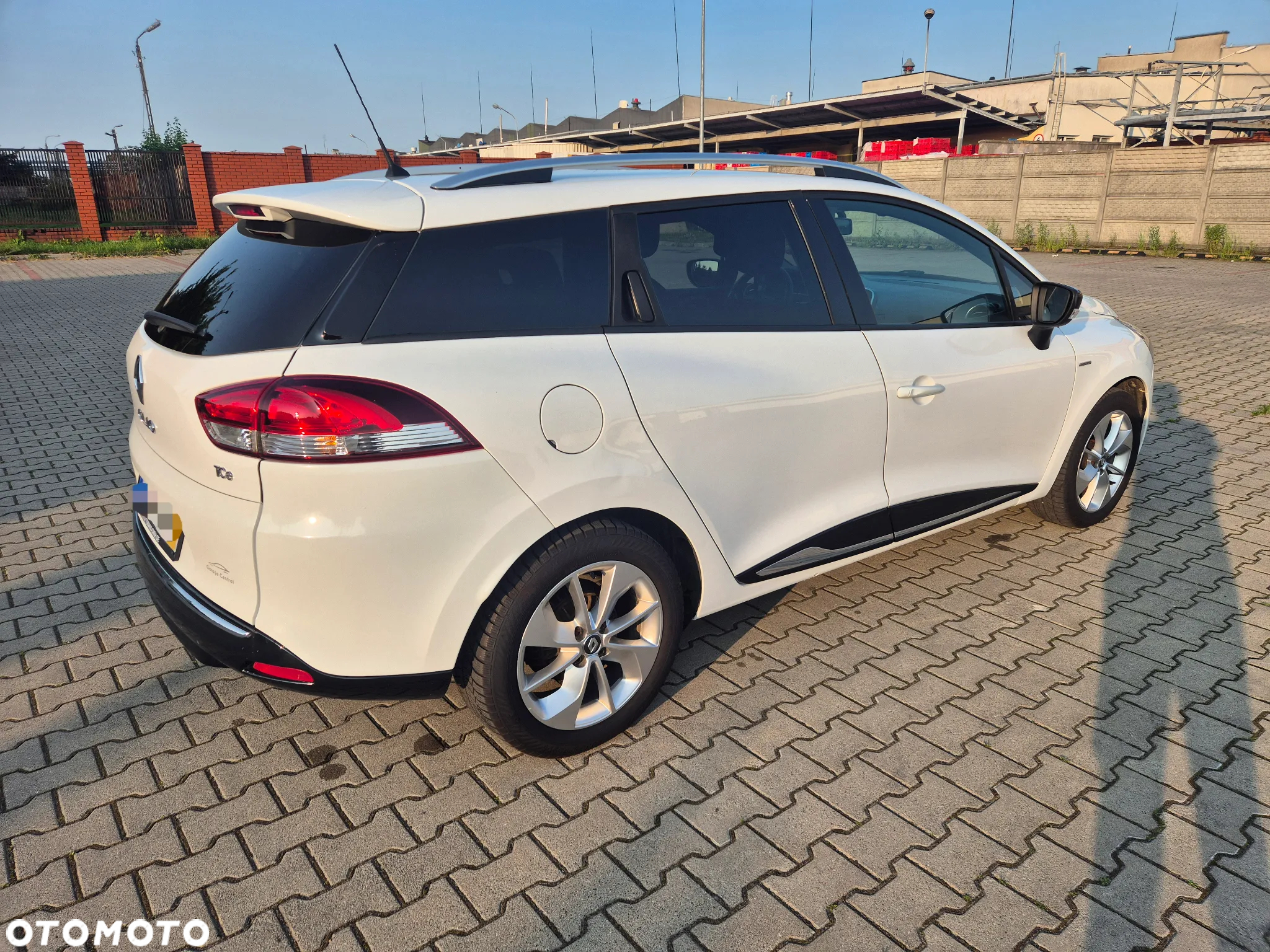 Renault Clio 0.9 TCe Limited - 10
