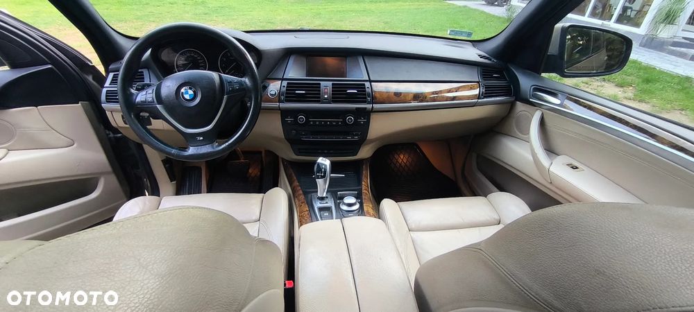 BMW X5 3.0si xDrive - 7