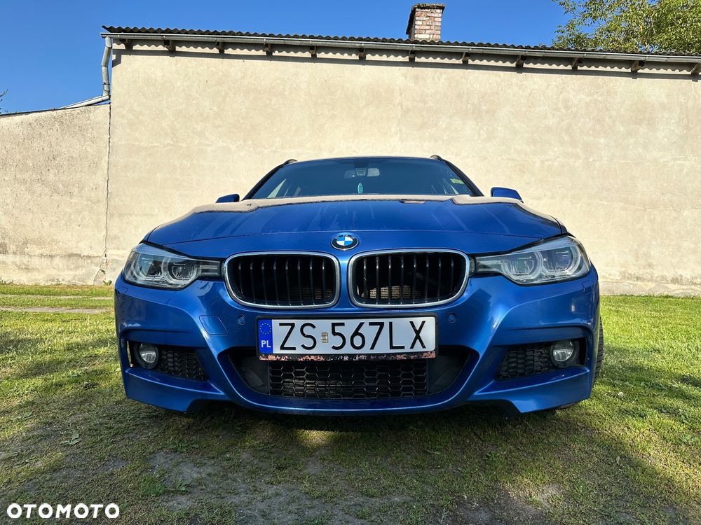 BMW Seria 3 330i - 3