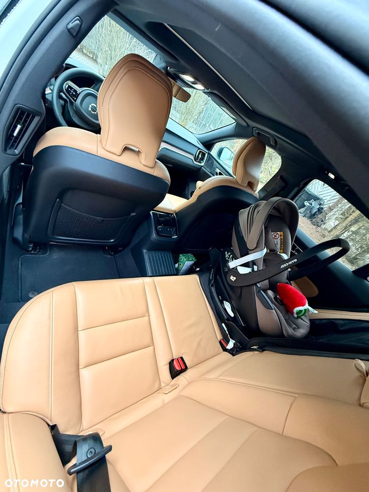 Volvo S60 T8 AWD Plug-In Hybrid Polestar Engineered - 20